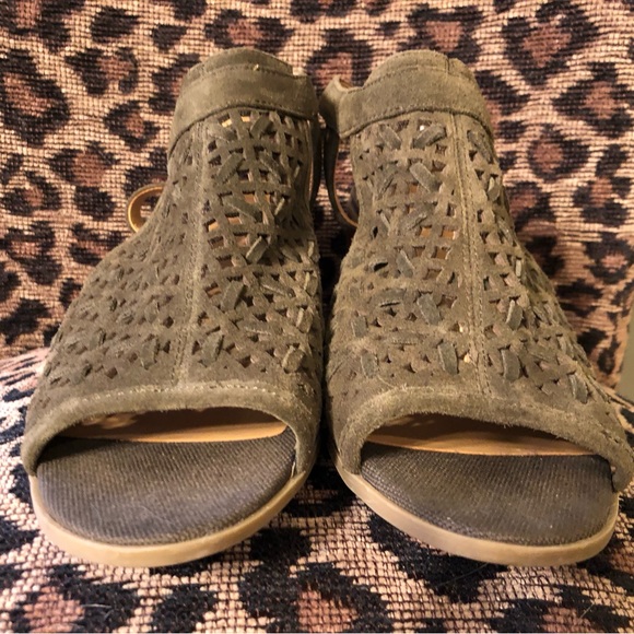 Franco Sarto Harlet 3 - Perforated Suede Sandal w/Block Heel - Olive, Size 8.5 - Picture 3 of 6